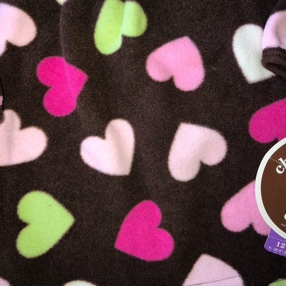 NEW CHILD OF MINE BY CARTER’S 12 MONTH HEART SWEAT - Picture 3 of 6